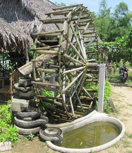 The wheel of fortune keeps turning in ancient Hoi An 